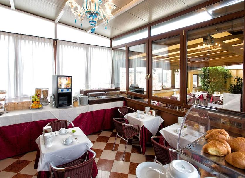 Restoran Foto
