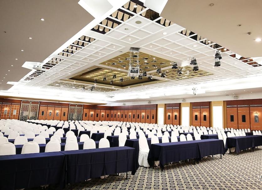 Ruang konferensi Foto