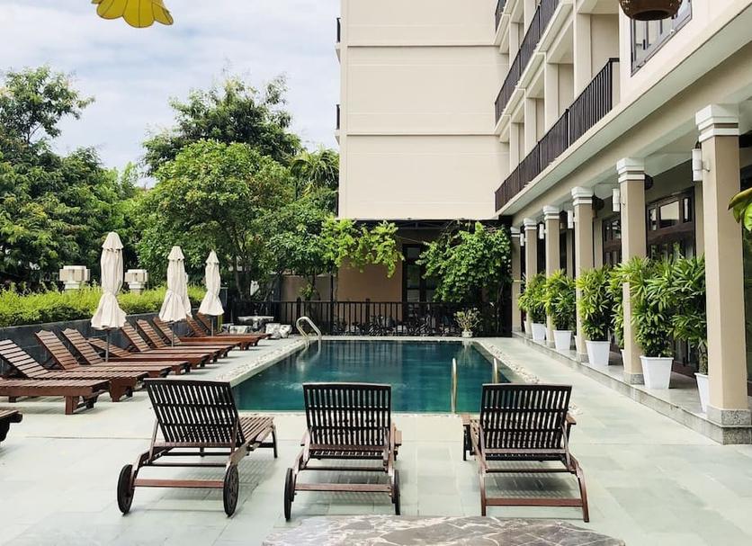 Kolam Foto