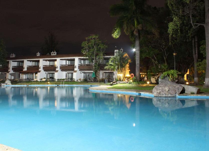 Kolam Foto