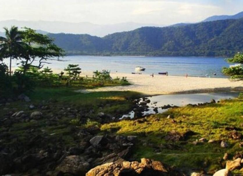 Pemandangan luar Foto