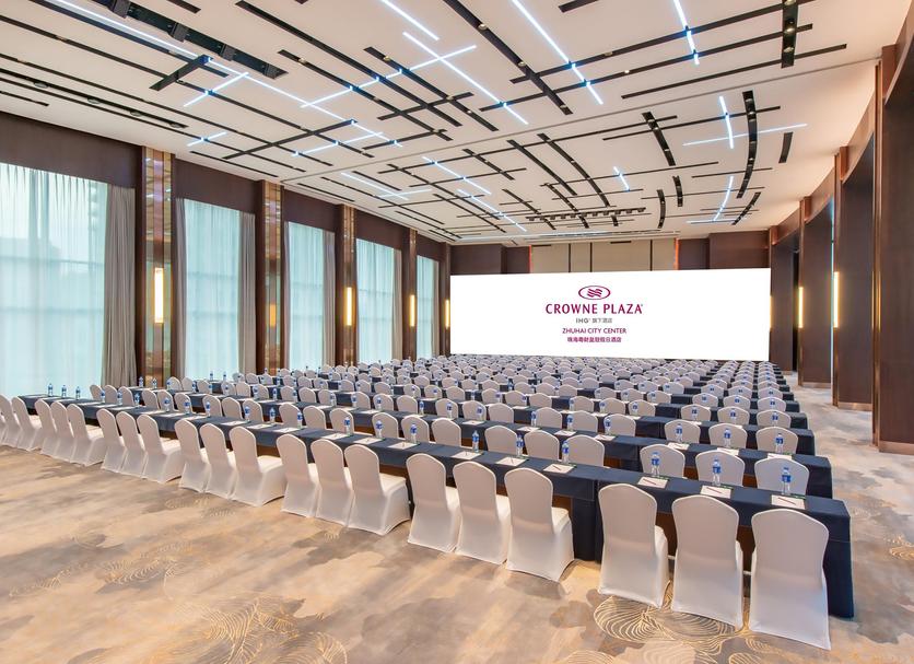 Ruang konferensi Foto