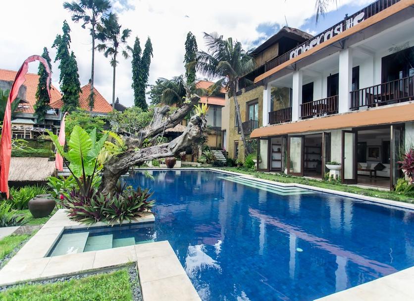 Kolam Foto