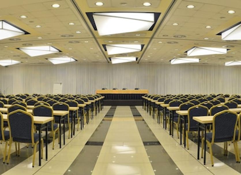 Ruang konferensi Foto