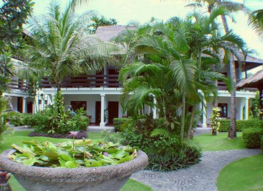 Pemandangan luar Foto
