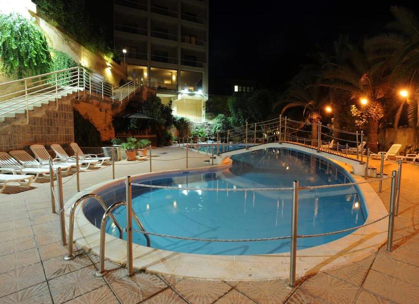 Kolam Foto