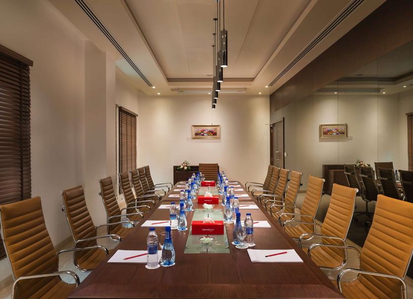 Ruang konferensi Foto