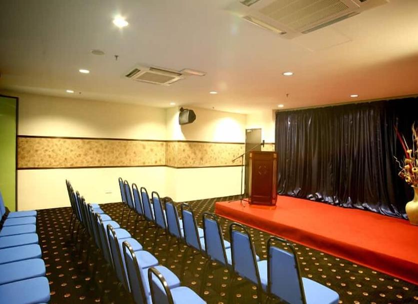 Ruang konferensi Foto