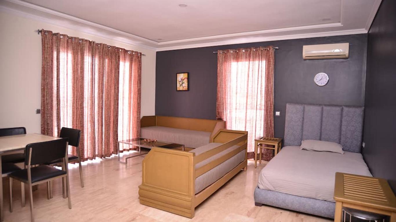 Sourebou Chez Appart Hotel Founty Beach