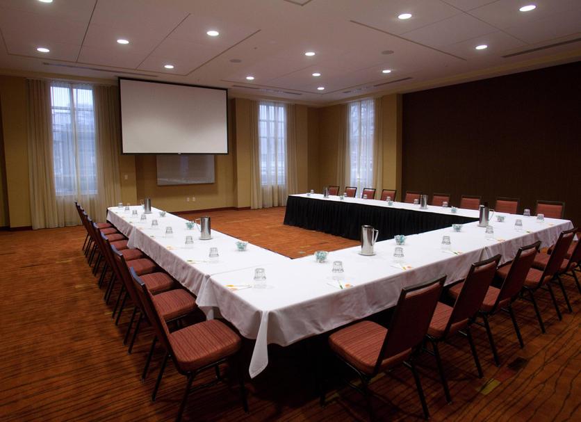 Ruang konferensi Foto