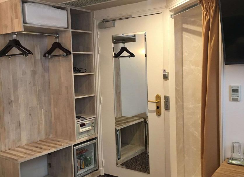 Prasarana kamar Foto