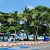 Pemandangan luar