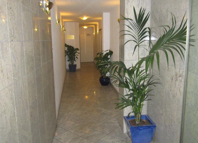 Lorong Foto