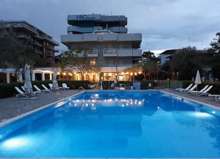 Kolam Foto