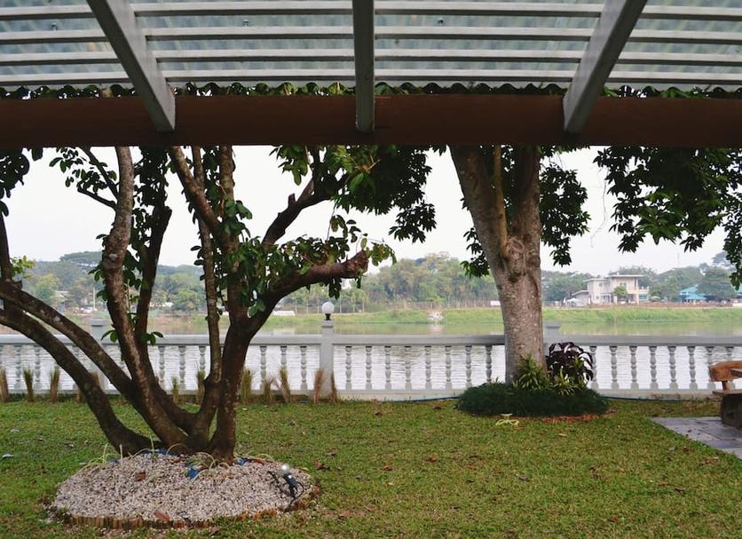 Pemandangan luar Foto