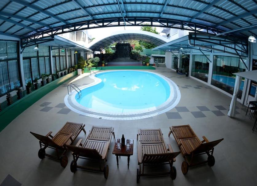 Kolam Foto