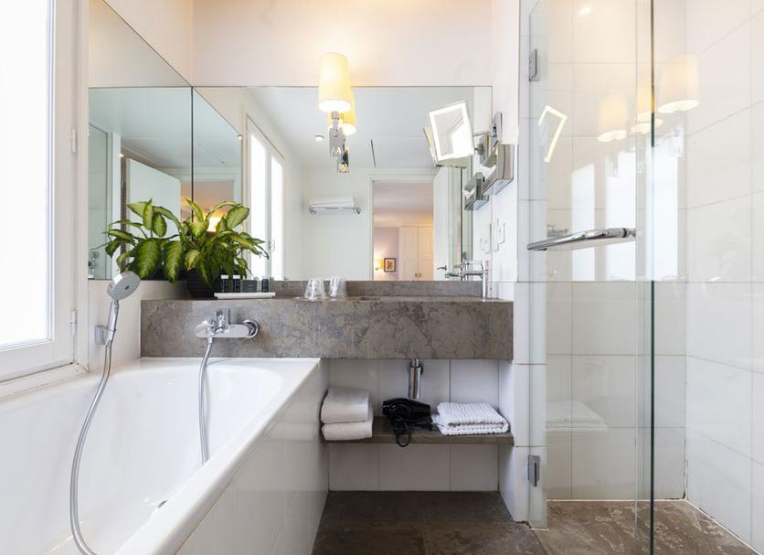 Kamar Mandi Foto