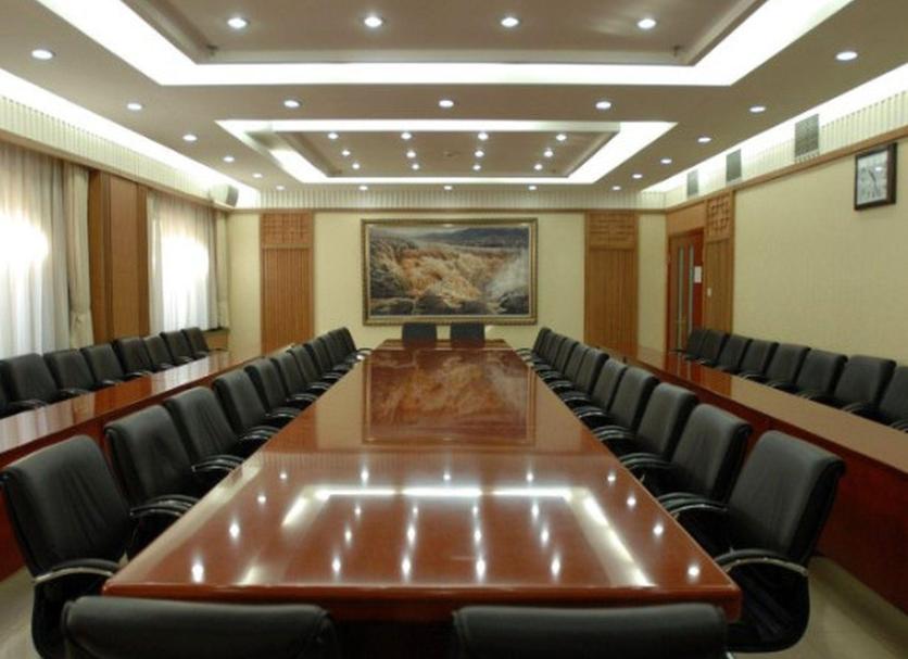 Ruang konferensi Foto