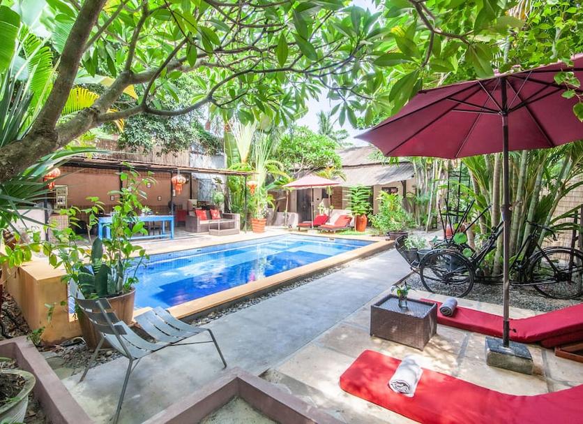 Kolam Foto