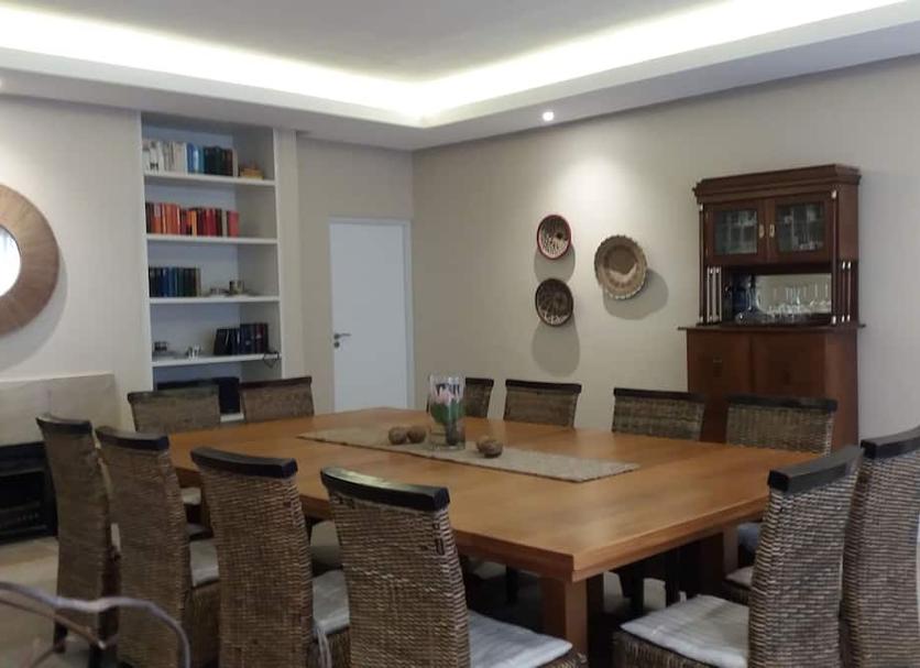 Ruang makan Foto