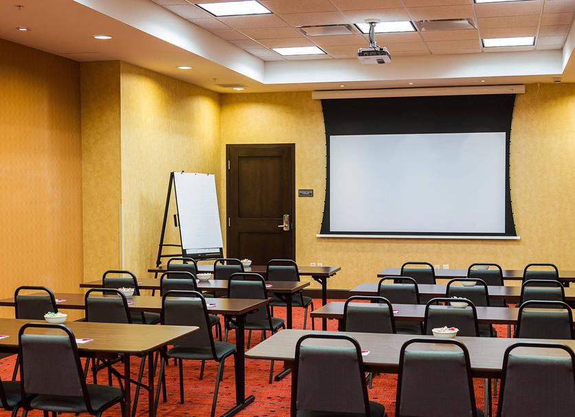 Ruang konferensi Foto