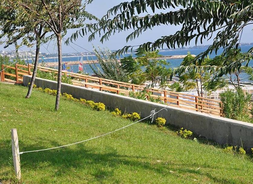 Pemandangan luar Foto