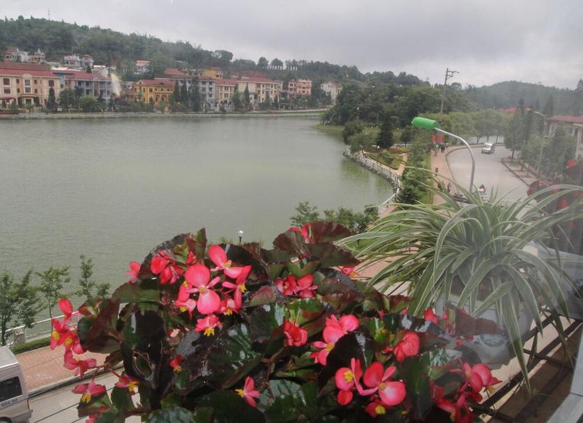 Pemandangan luar Foto