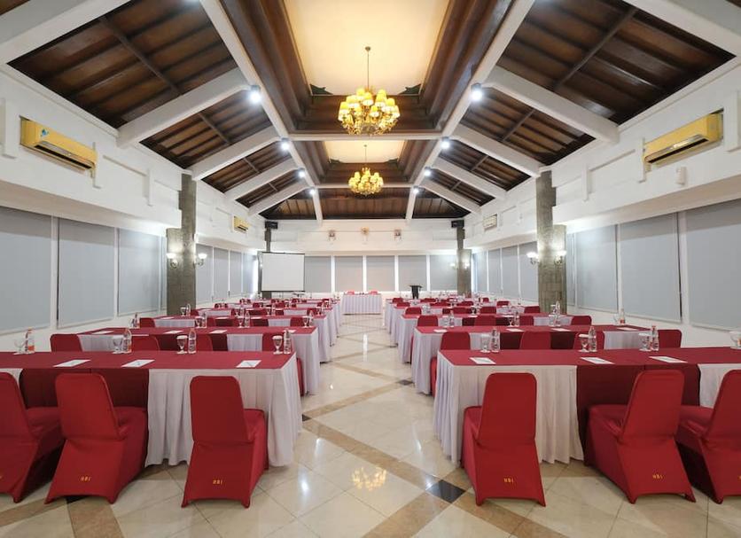 Ruang konferensi Foto