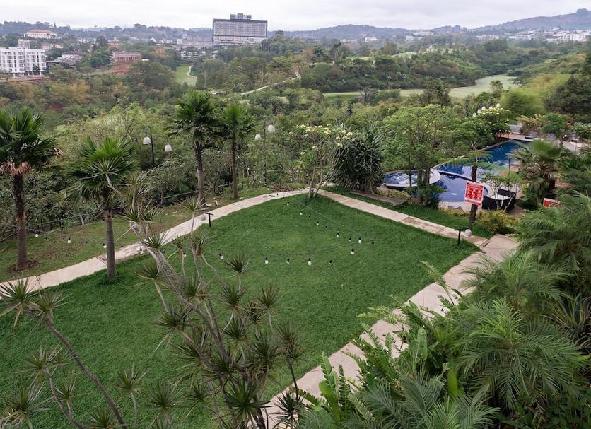 Pemandangan luar Foto