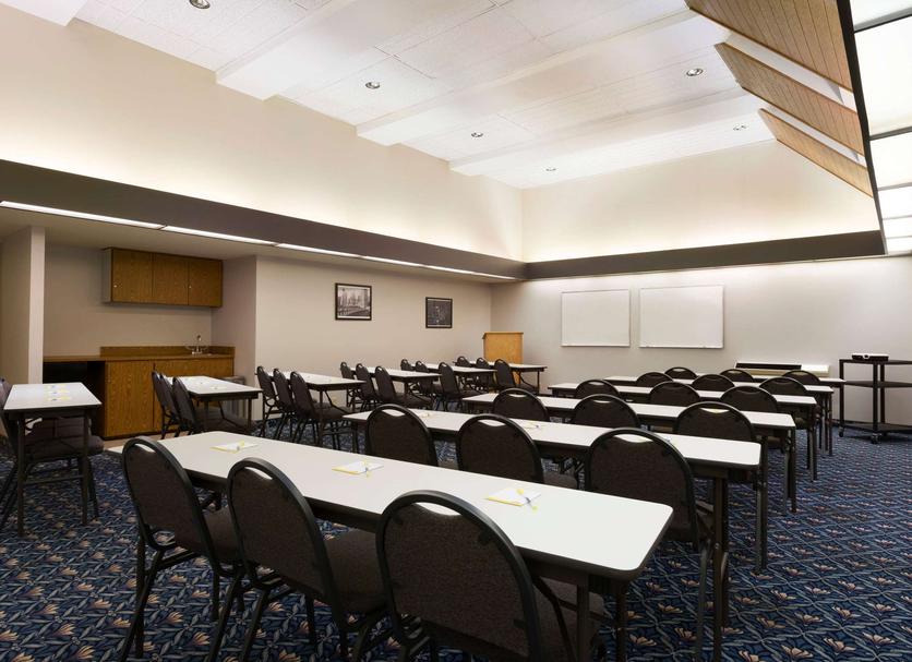Ruang konferensi Foto