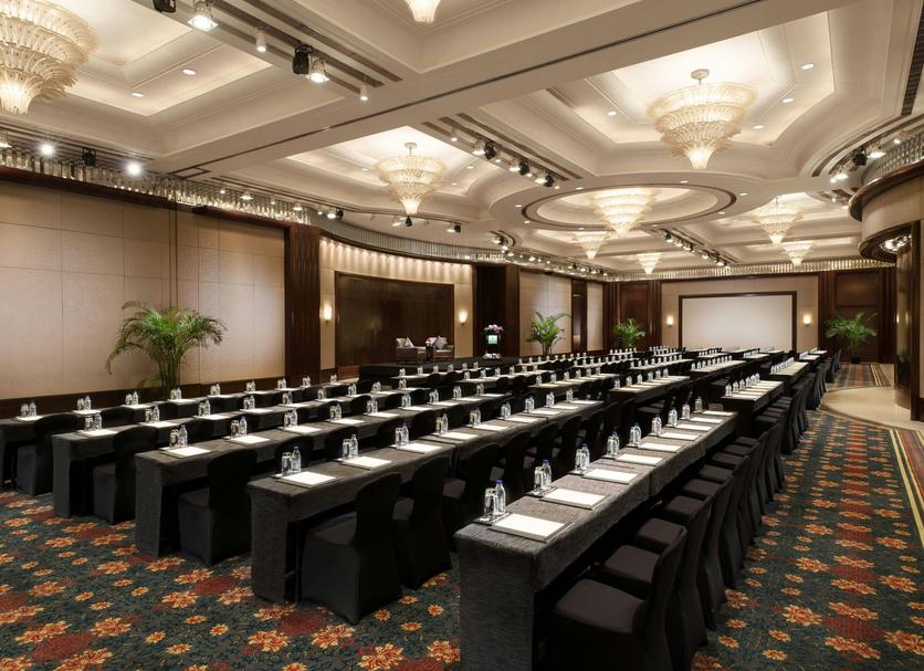 Ruang konferensi Foto