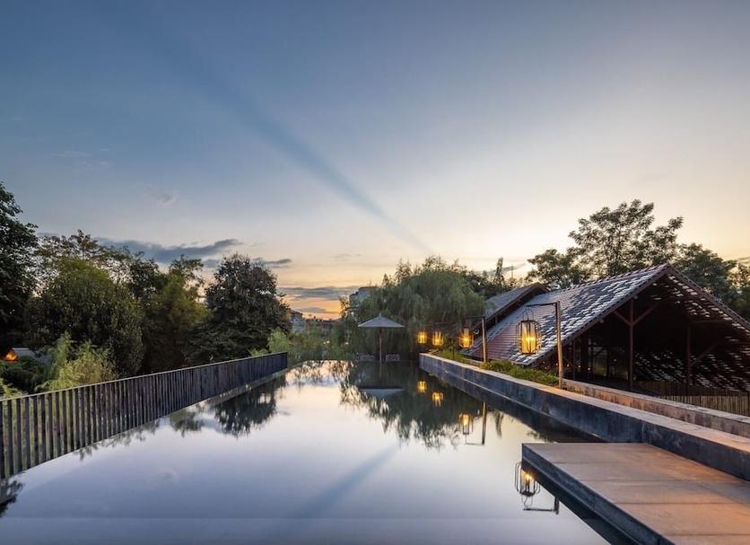 Pemandangan luar Foto