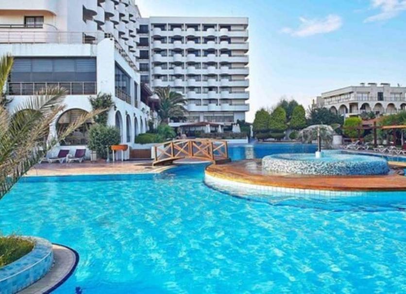 Kolam Foto