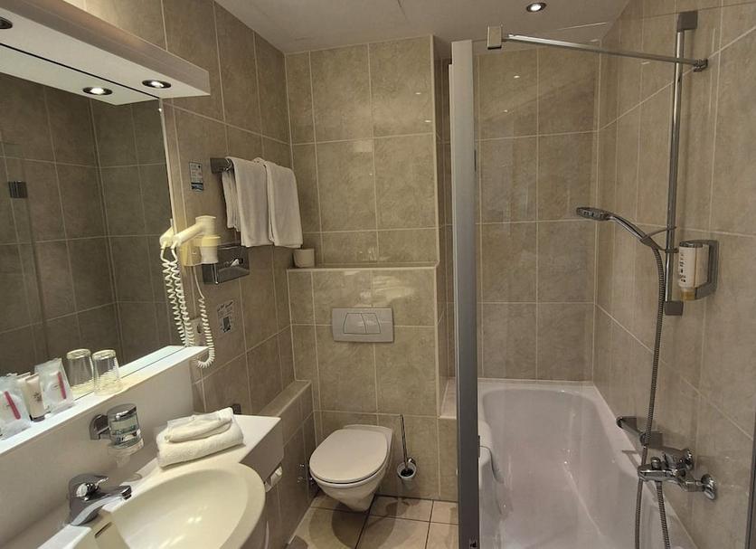 Kamar Mandi Foto