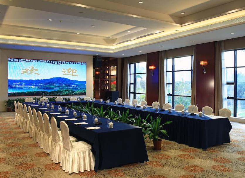 Ruang konferensi Foto