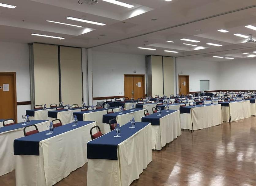 Ruang konferensi Foto
