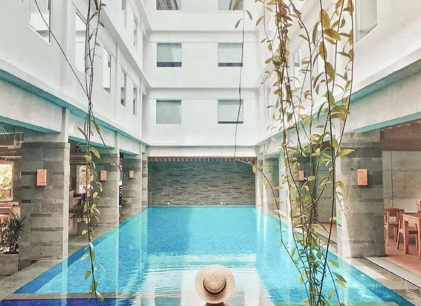 Kolam Foto