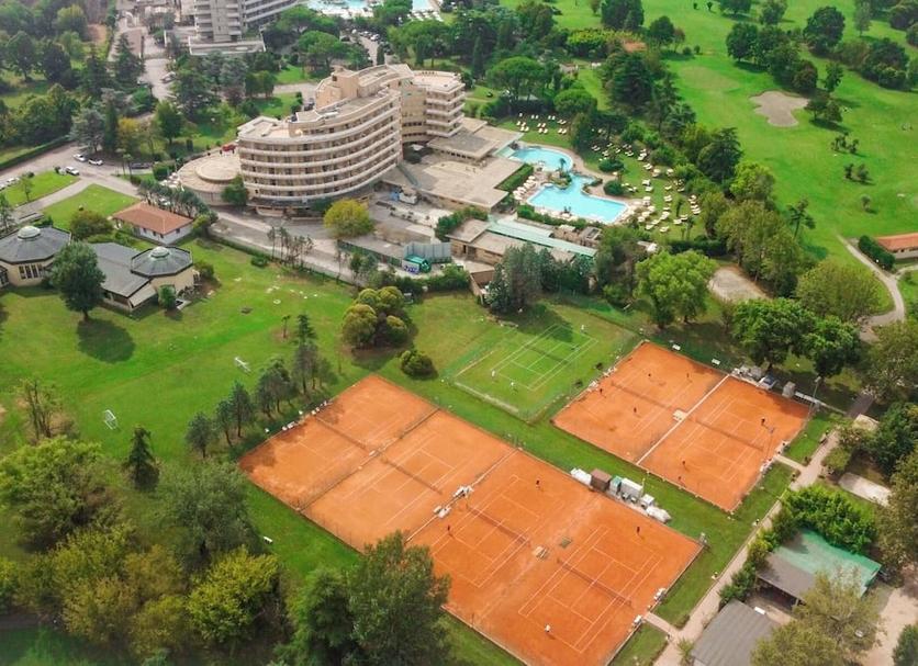 Pemandangan luar Foto