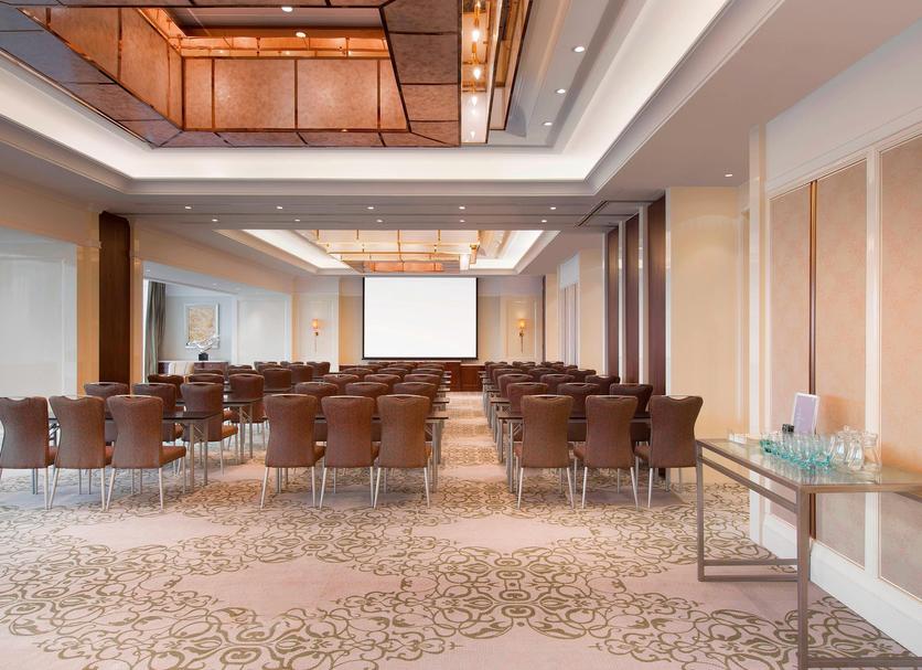 Ruang konferensi Foto