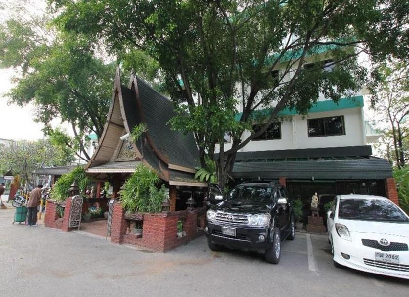 Pemandangan luar Foto