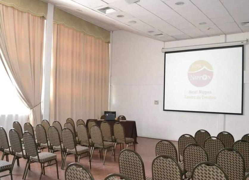 Ruang konferensi Foto