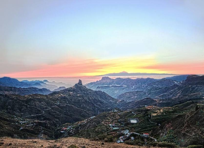 Pemandangan luar Foto
