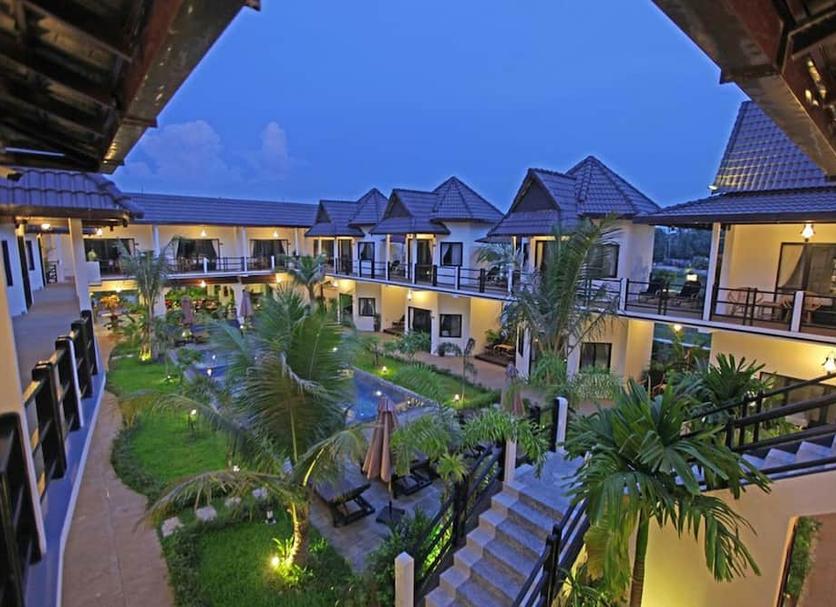 Pemandangan luar Foto