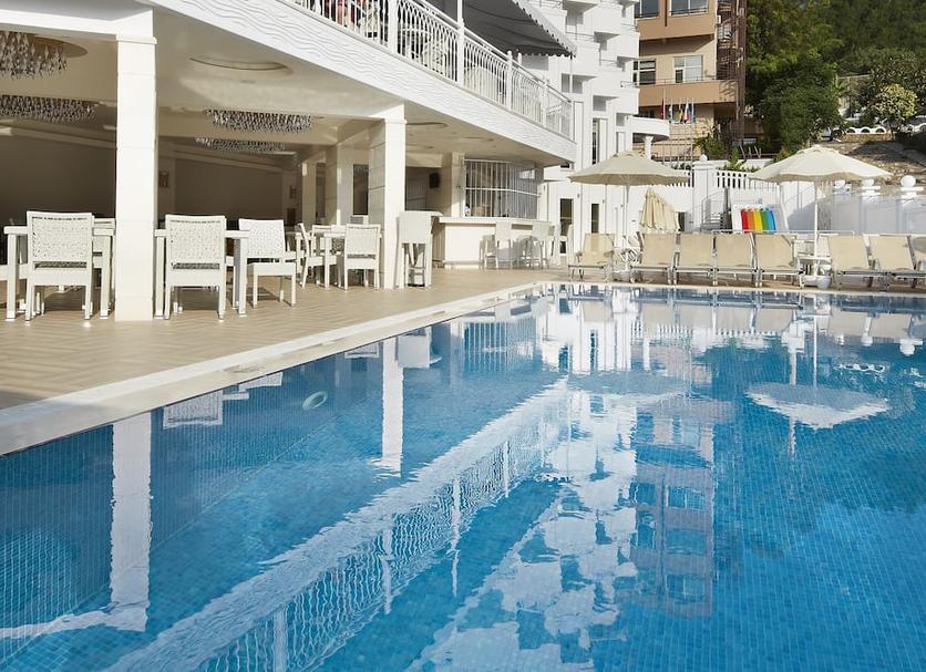 Kolam Foto