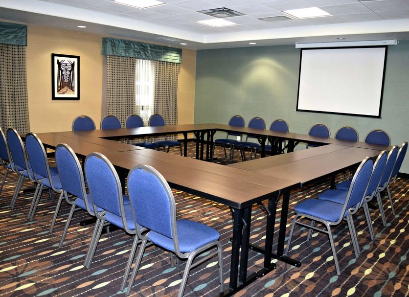 Ruang konferensi Foto