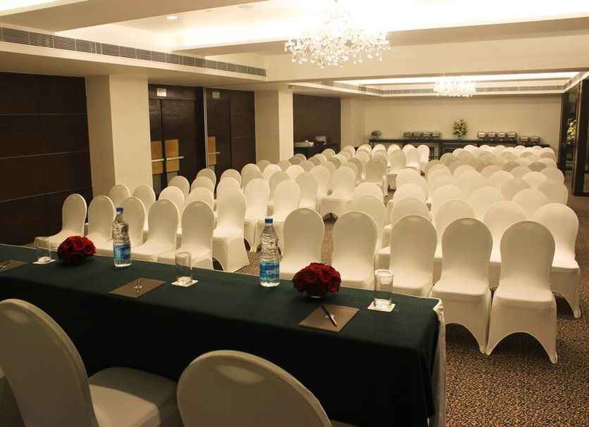 Ruang konferensi Foto