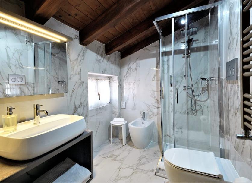 Kamar Mandi Foto