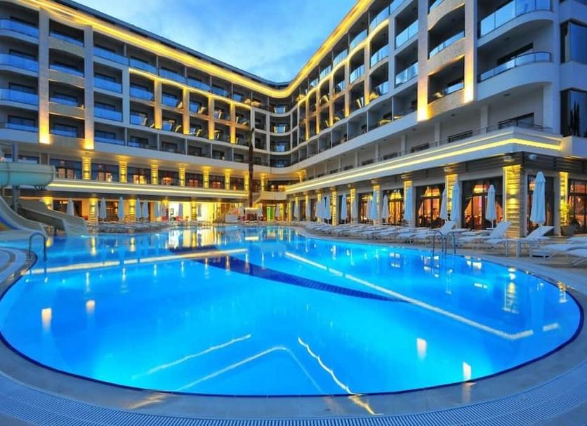Kolam Foto