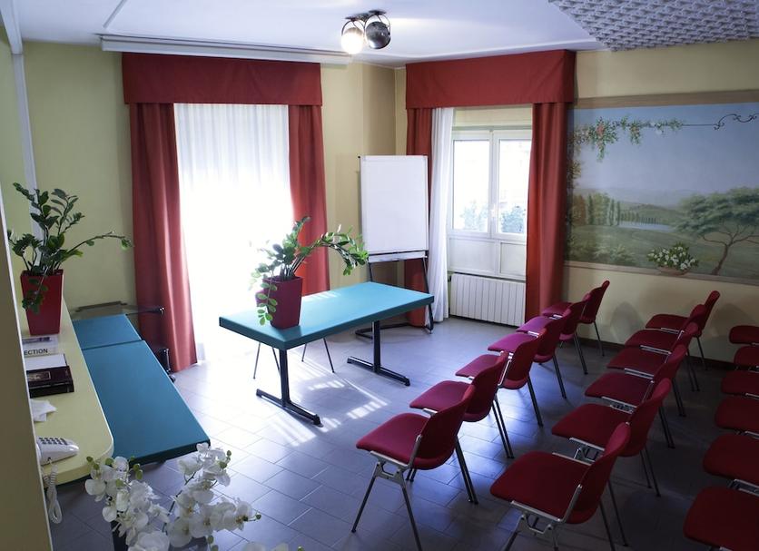 Ruang konferensi Foto