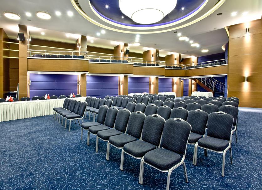 Ruang konferensi Foto